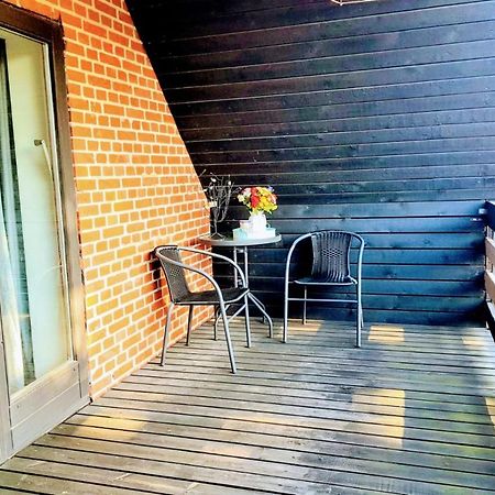5 Minute Walk To Lego - 2 Bedrooms Loft Floor With Balcony 比隆 外观 照片